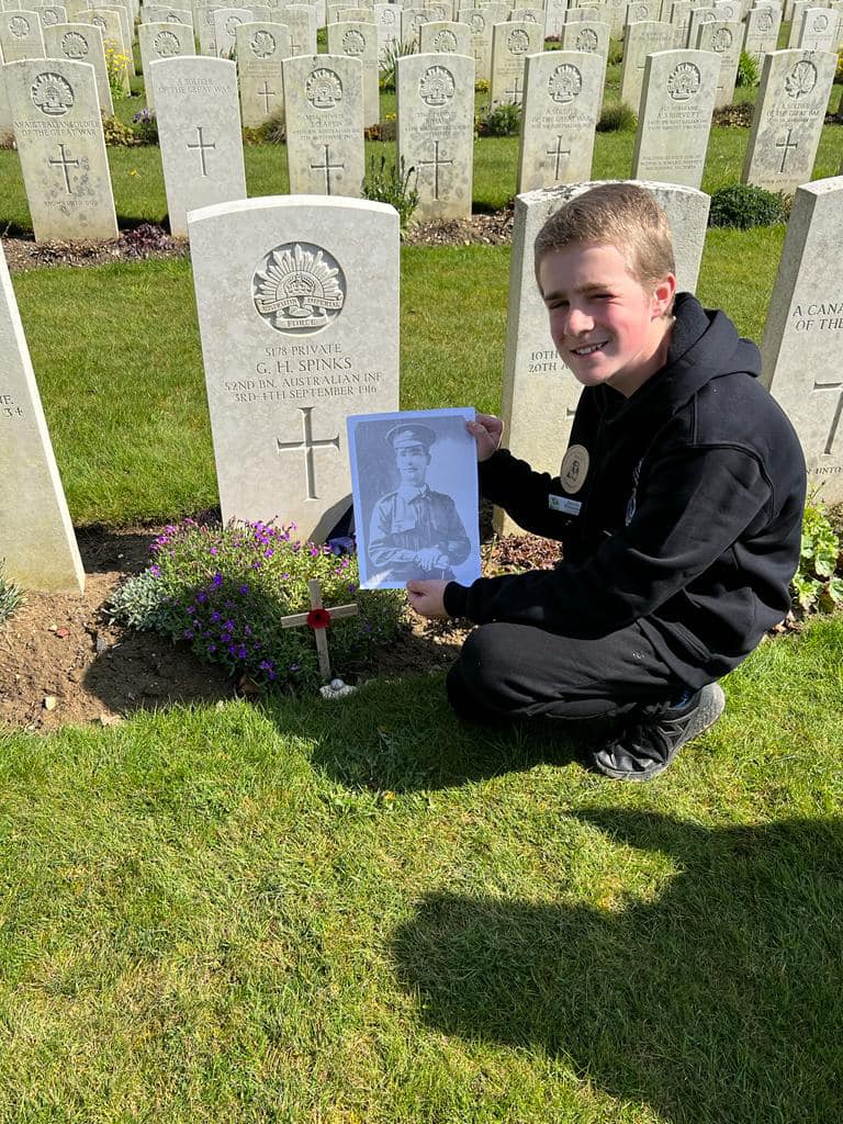 Jacob Rittman with the gravestone of George Spinks