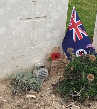 jar of sand near tomb to unknown soldier